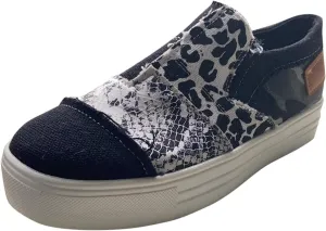 Canvas Shoes for Women Slip Ons Comfortable Low Top Sneakers Casual Lightweight Flats Classic Casual Walking Shoes Slip On Indoor Outdoor