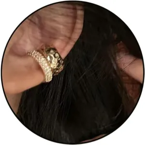 Ear Cuffs for Women Bohemia Rhinestone Non Piercing Adjustable Clip On Earrings Chunky Gold Round Huggie Ear Cuff Earrings for Women Jewelry