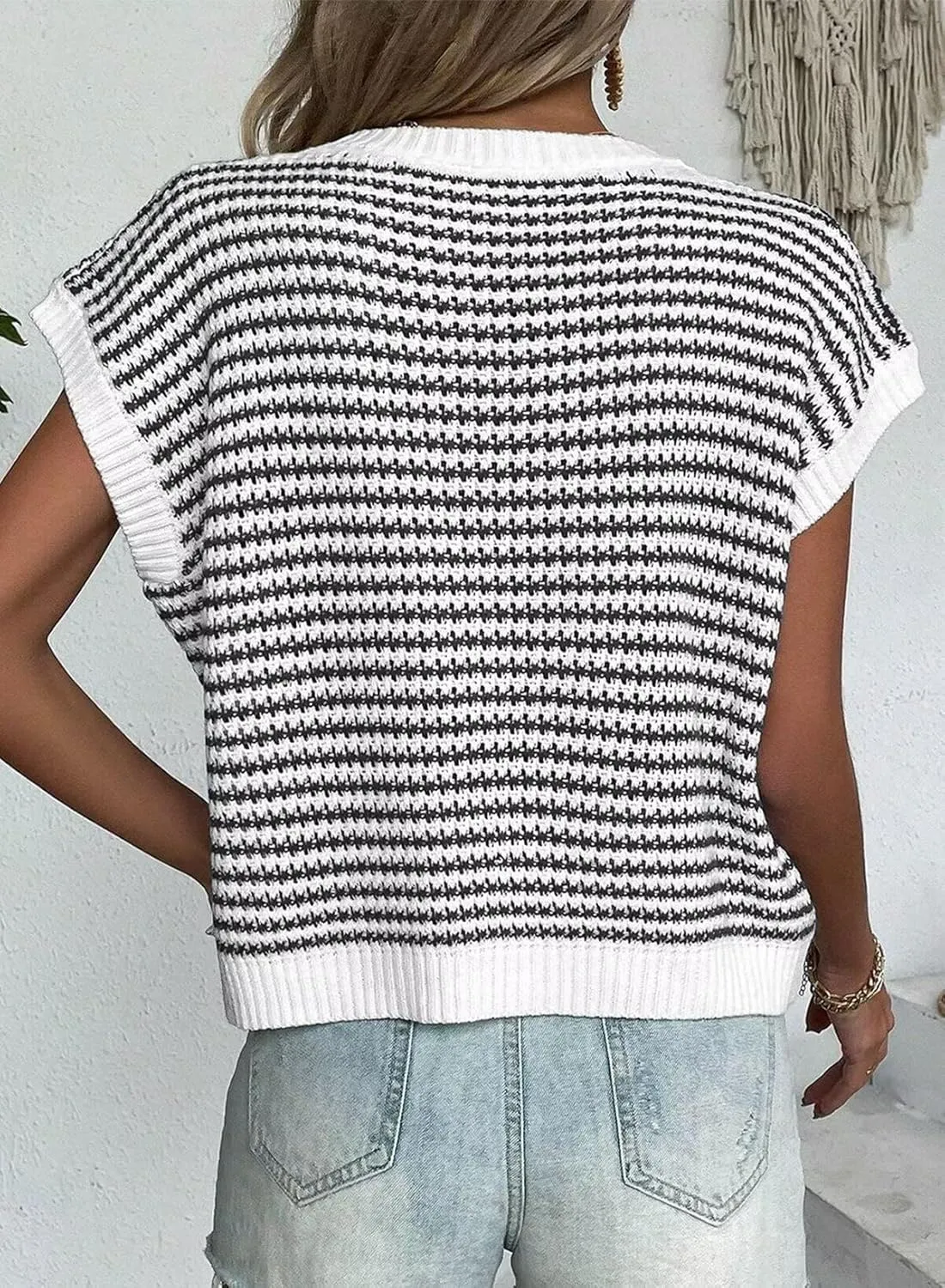 FEKOAFE Women's 2025 Crew Neck Striped Color Block Short Sleeve Knit Sweaters Fashion Spring Summer Pullovers Tops