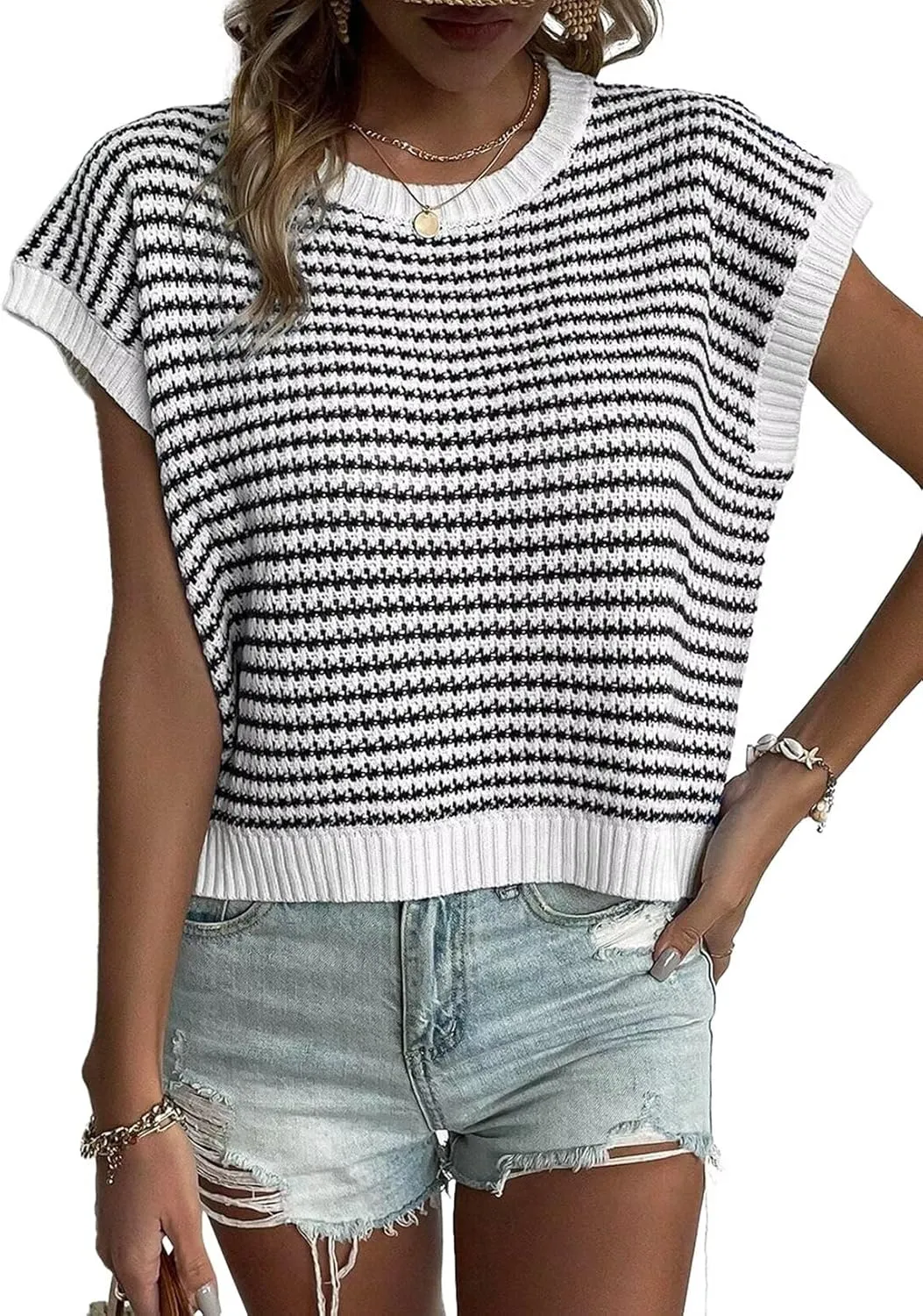 FEKOAFE Women's 2025 Crew Neck Striped Color Block Short Sleeve Knit Sweaters Fashion Spring Summer Pullovers Tops