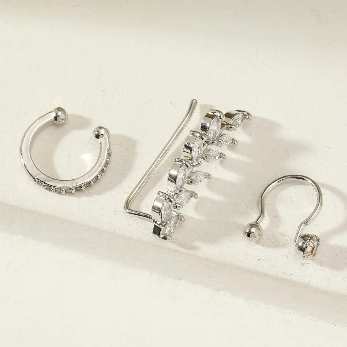 Gold/Silver Leaf-Shaped Zircon Ear Cuff Set, Minimalist Non-Piercing Clip-On Ear Climbers, Stylish and Elegant Nature-Inspired Earrings for WomenSilver