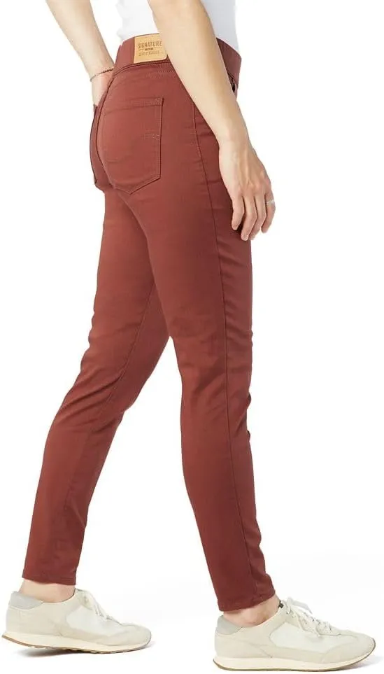 Levi Strauss Signature Gold Women's Totally Shaping Pull-on Skinny Jeans (Available in Plus Size)