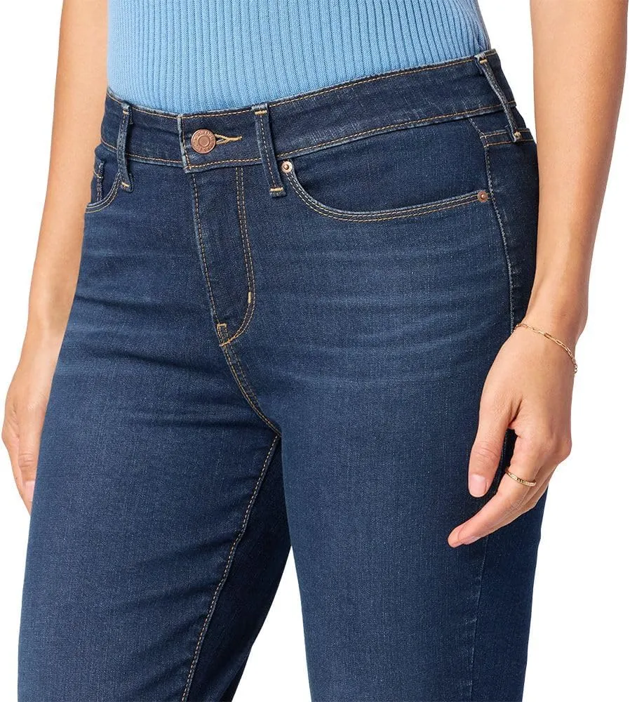 Levi Strauss Signature Gold Women's Totally Shaping Skinny Jeans (Standard and Plus)