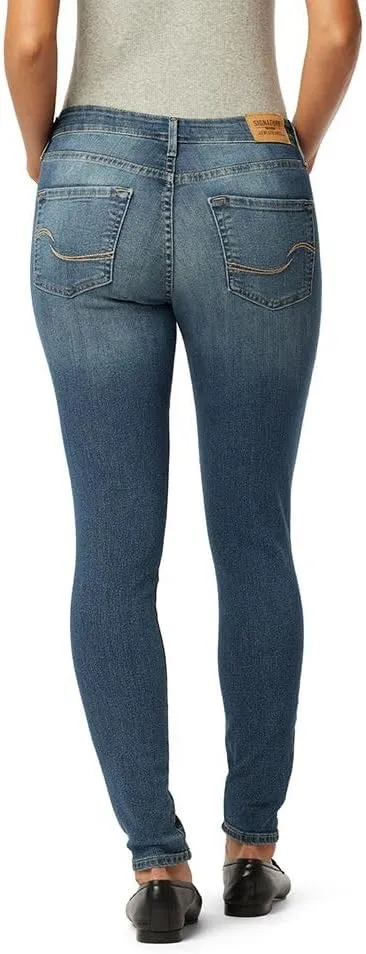 Levi Strauss Signature Gold Women's Totally Shaping Skinny Jeans (Standard and Plus)