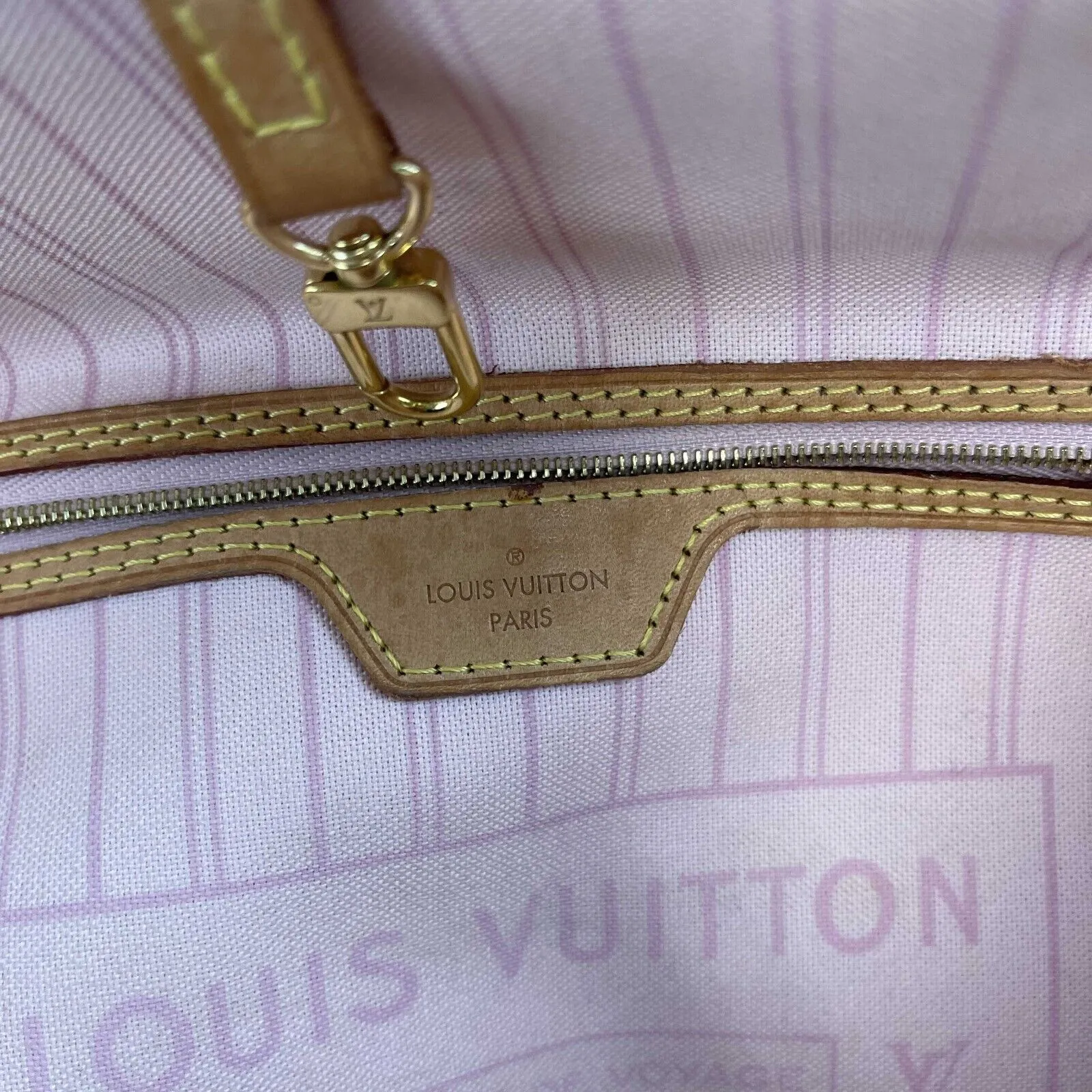 Louis Vuitton Neverfull MM Damier Azur W/Pouch White Handbag