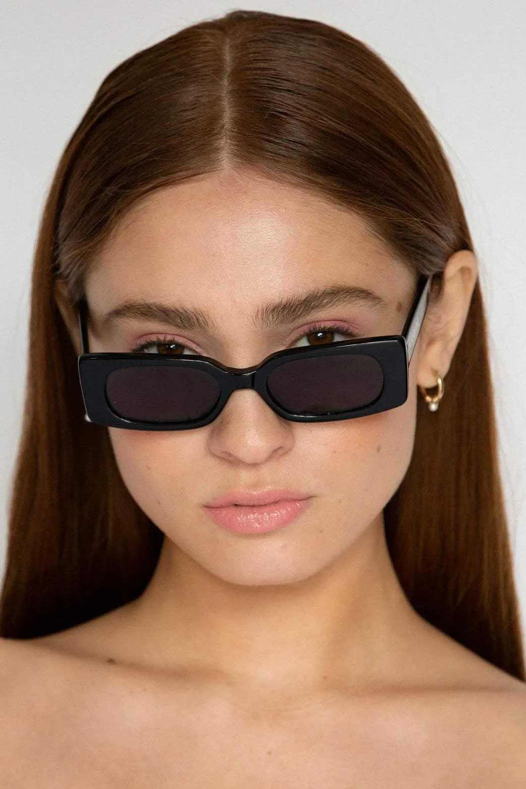 LU GOLDIE SALOME SUNGLASSES - BLACK