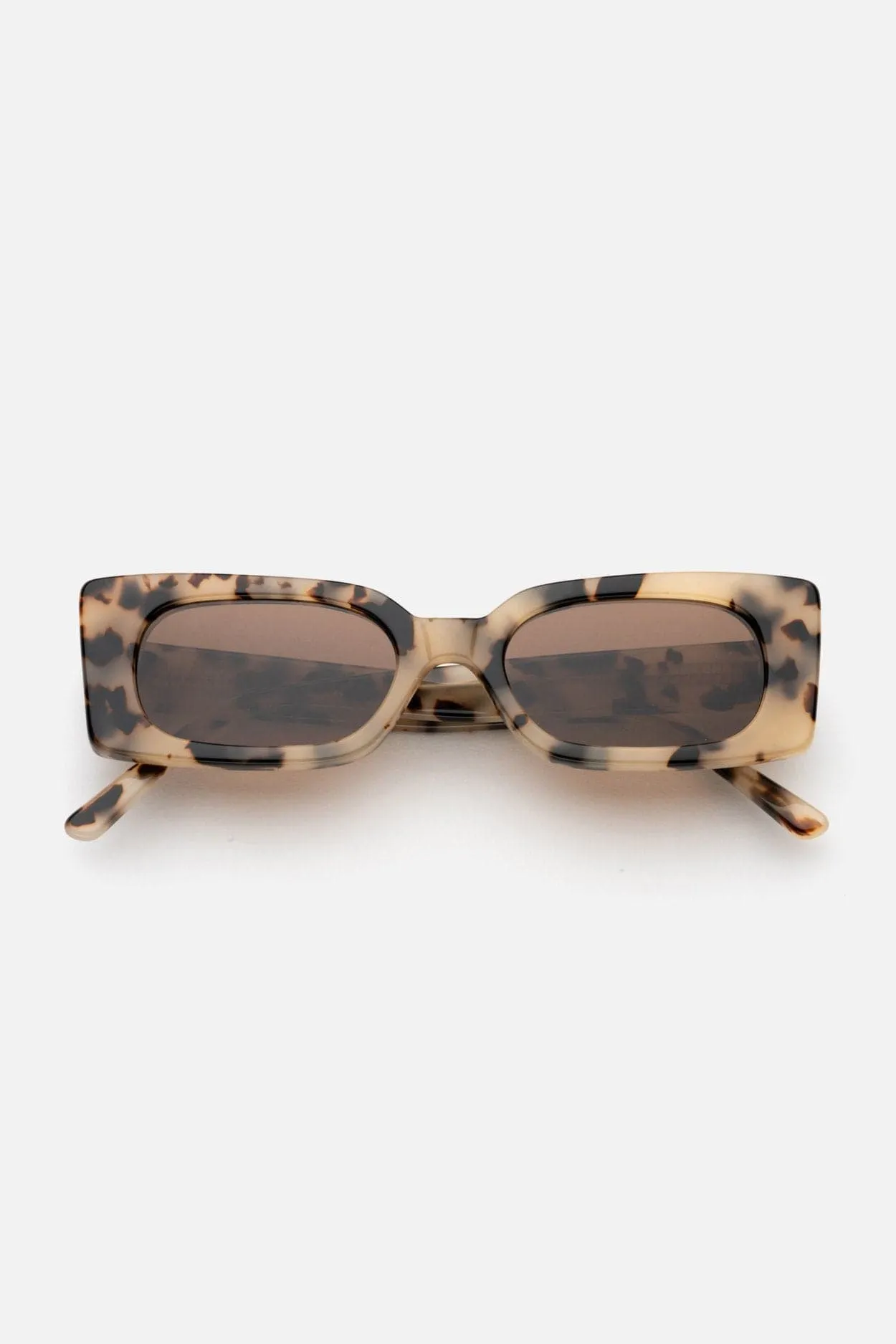 LU GOLDIE SALOME SUNGLASSES - CHOC TORT