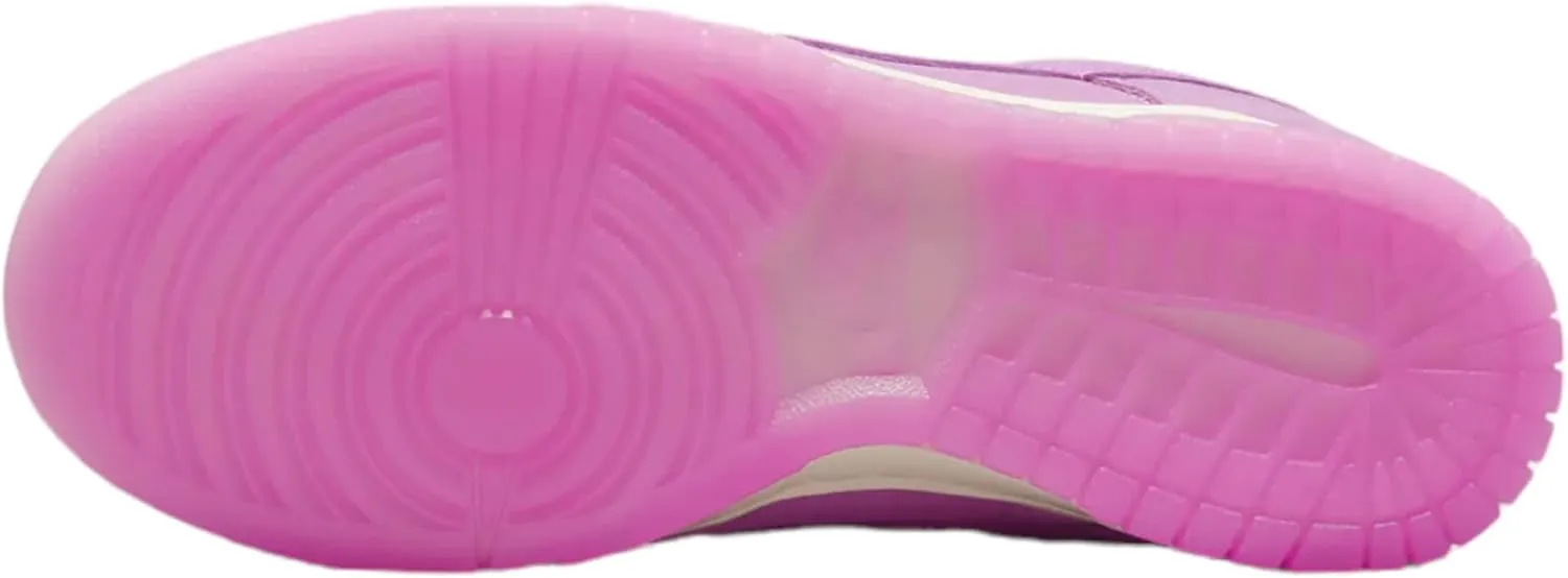 Nike Women's Modern