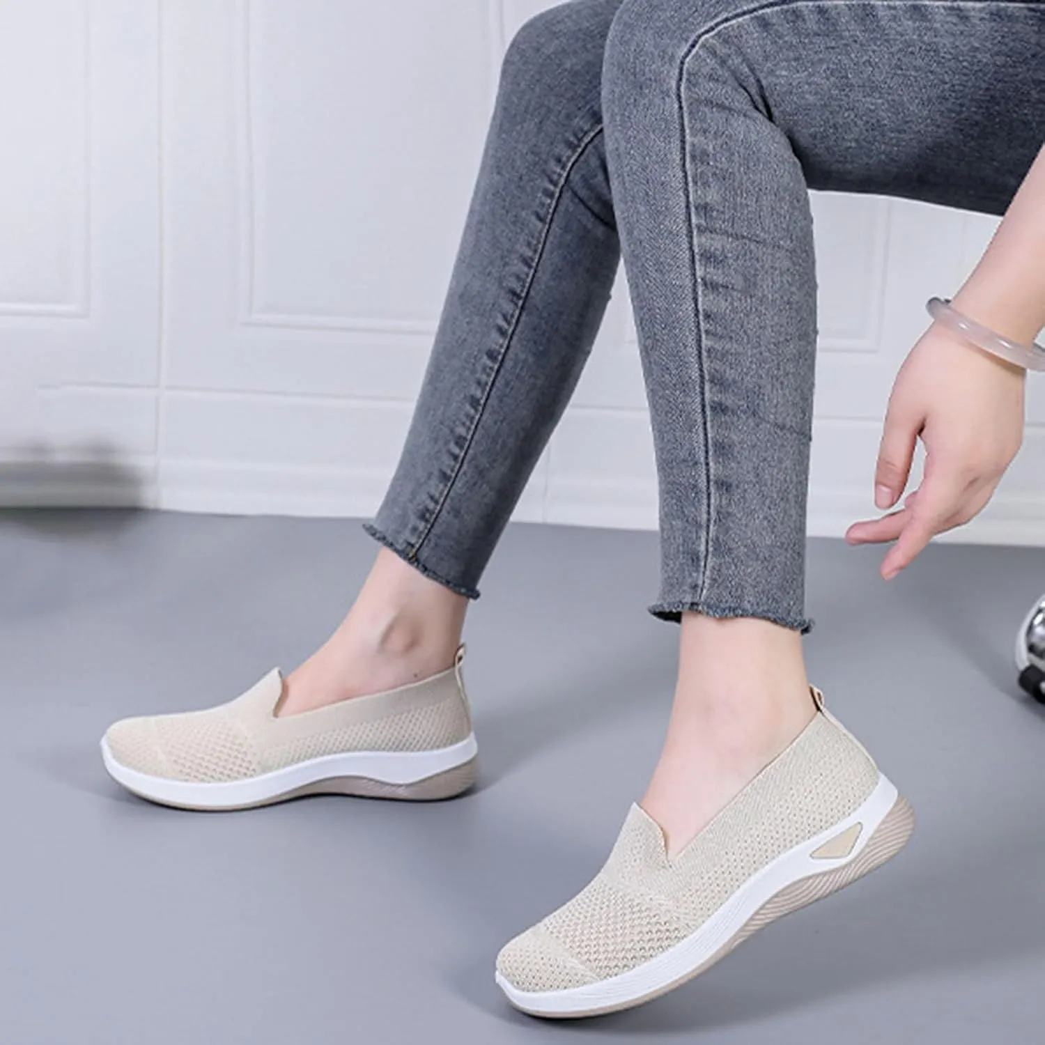 Women Orthopedic Shoes Breathable Soft Mesh Go Walking Shoes Lightweight Slip on Memory Foam Athletic Tennis Sneakers