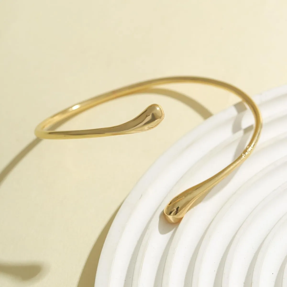 Women's 18k Gold Plated Arm Cuff Bracelet - Minimalist Silver Upper Arm Cuff for Cool